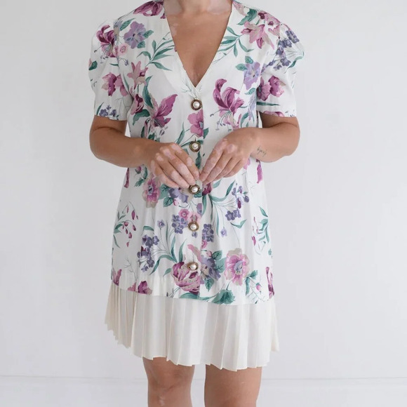 Vintage VIP Petites White w Purple  Floral Button Drop Waist Swing Dress 4 - Picture 2 of 10
